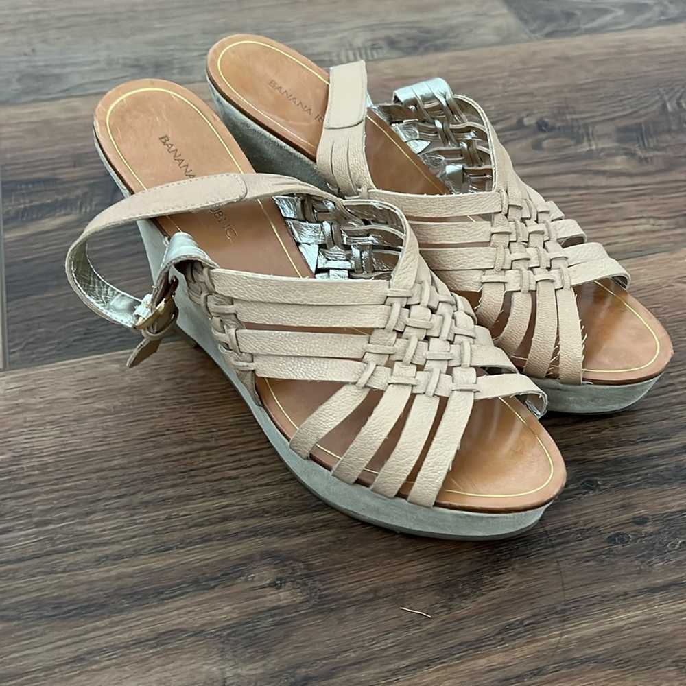 Banana Republic, nude, leather, weave wedge heels, size 8